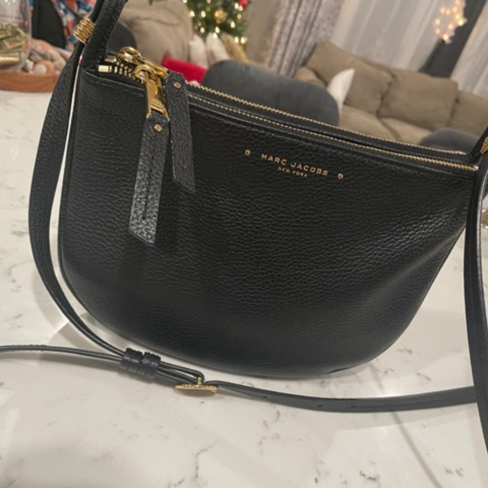 Marc Jacobs Black Supple Group Leather Crossbody